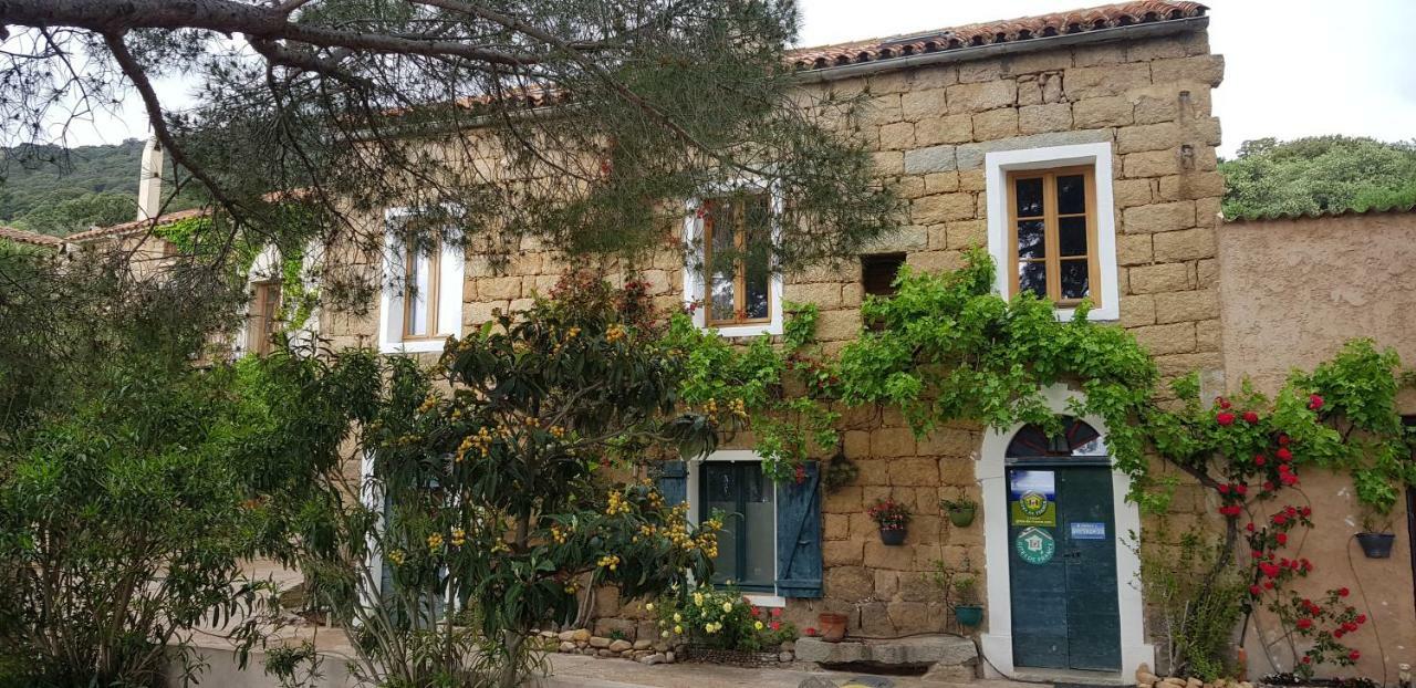 Hotel L'Orca Di San Gavinu Figari  Exterior foto
