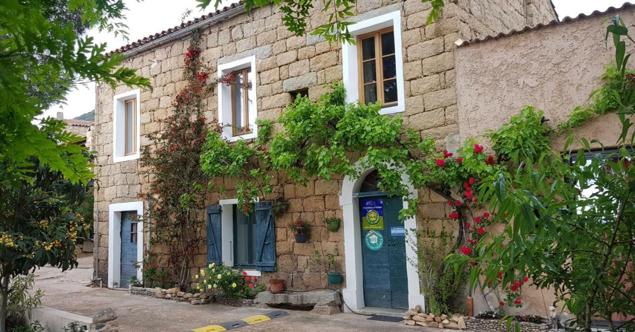 Hotel L'Orca Di San Gavinu Figari  Exterior foto